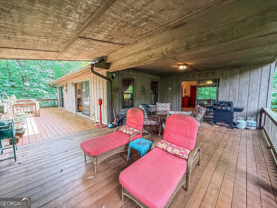 Photo of 195 Cedar Lane