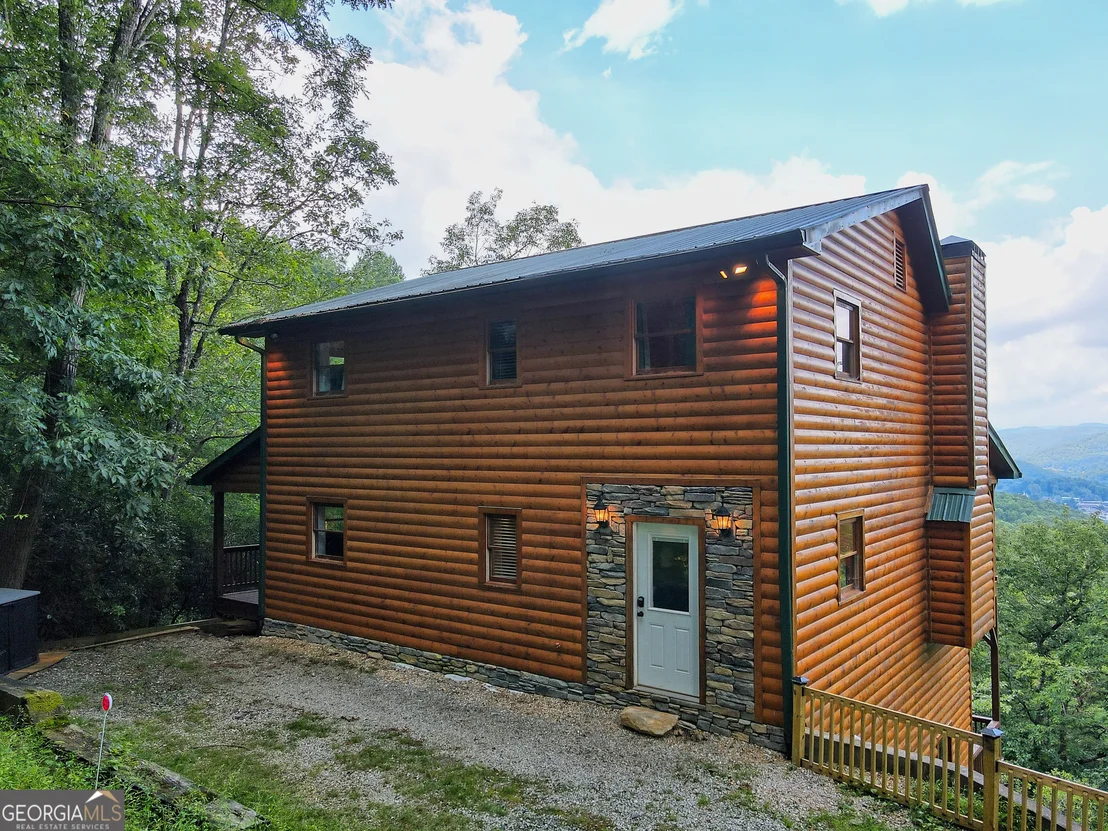 Photo of 672 Screamer Drive
