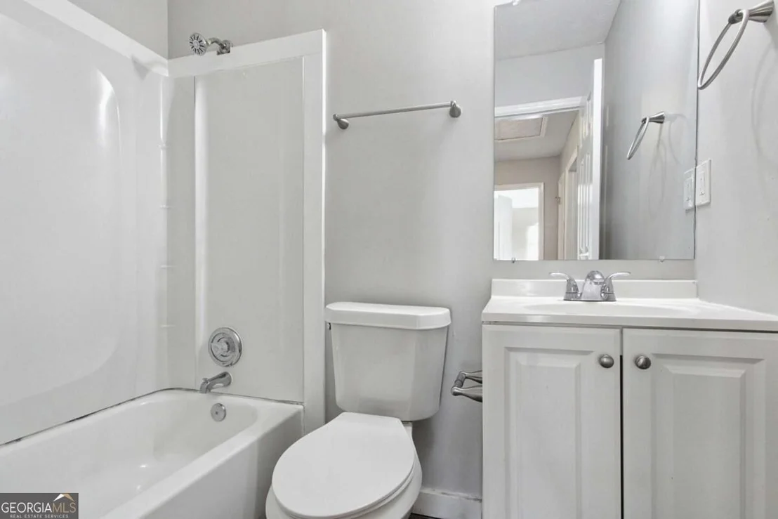 Photo of 4732 Old Highgate Entry