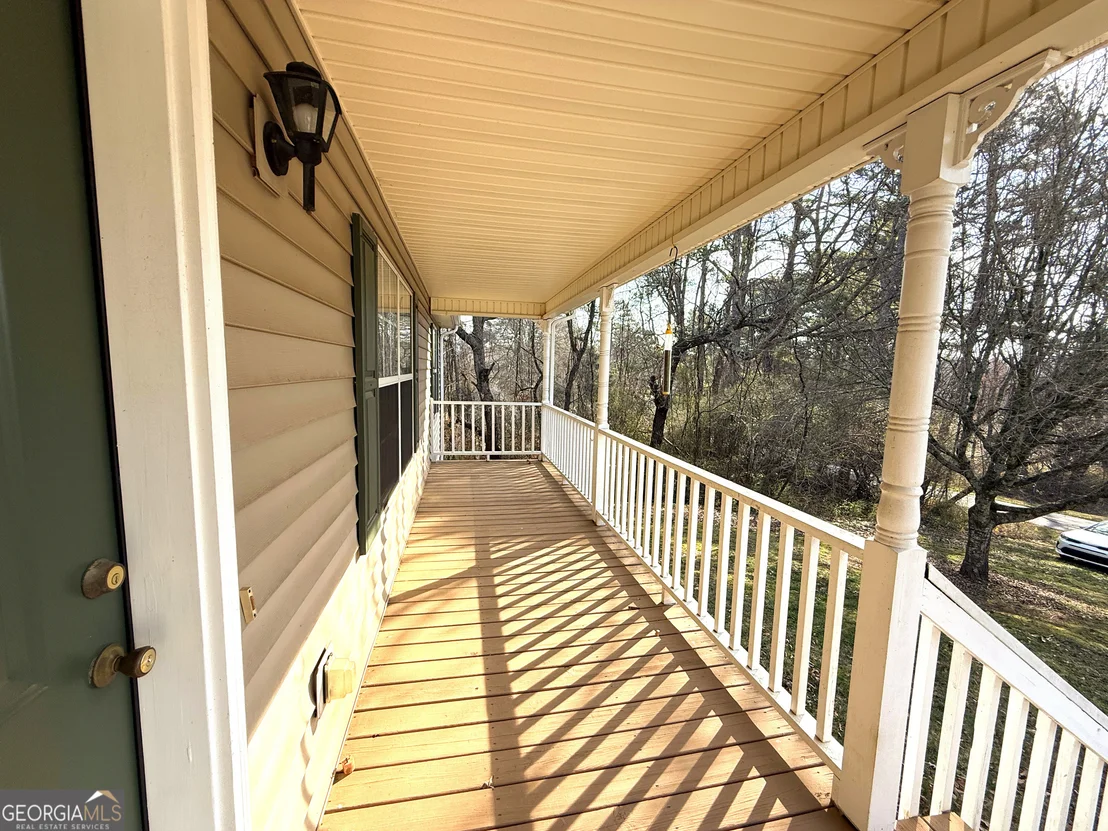 Photo of 5523 green Circle
