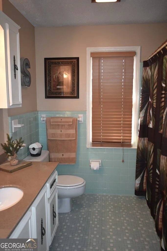 Photo of 800 Laurel Drive