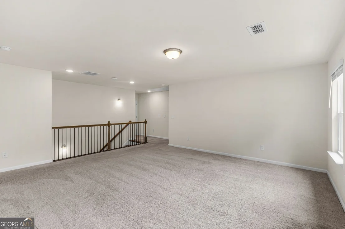 Photo of 41 Riverrock Trail