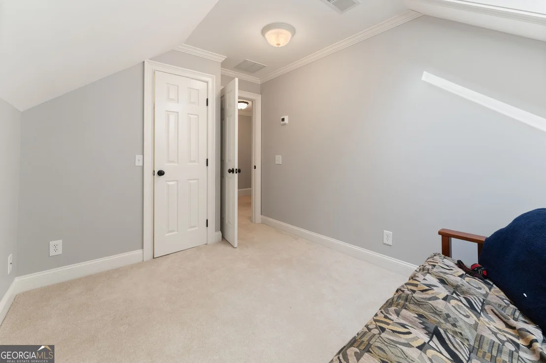 Photo of 5725 Ash Drive