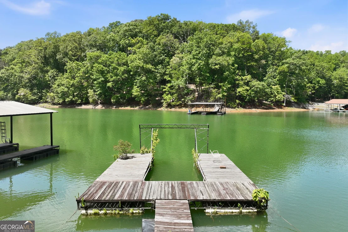 Photo of 6495 Julian Road