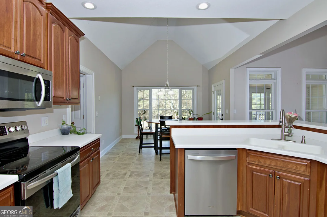 Photo of 7893 Athens Road