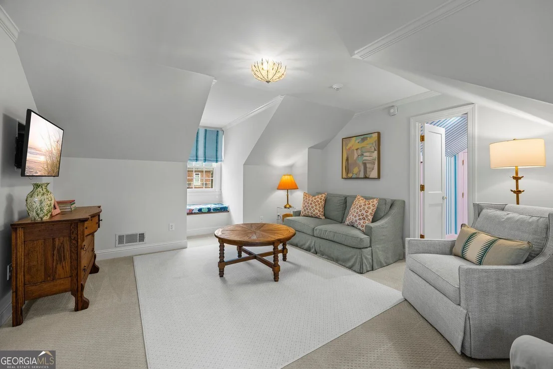 Photo of 5727 Mountain Oak Drive