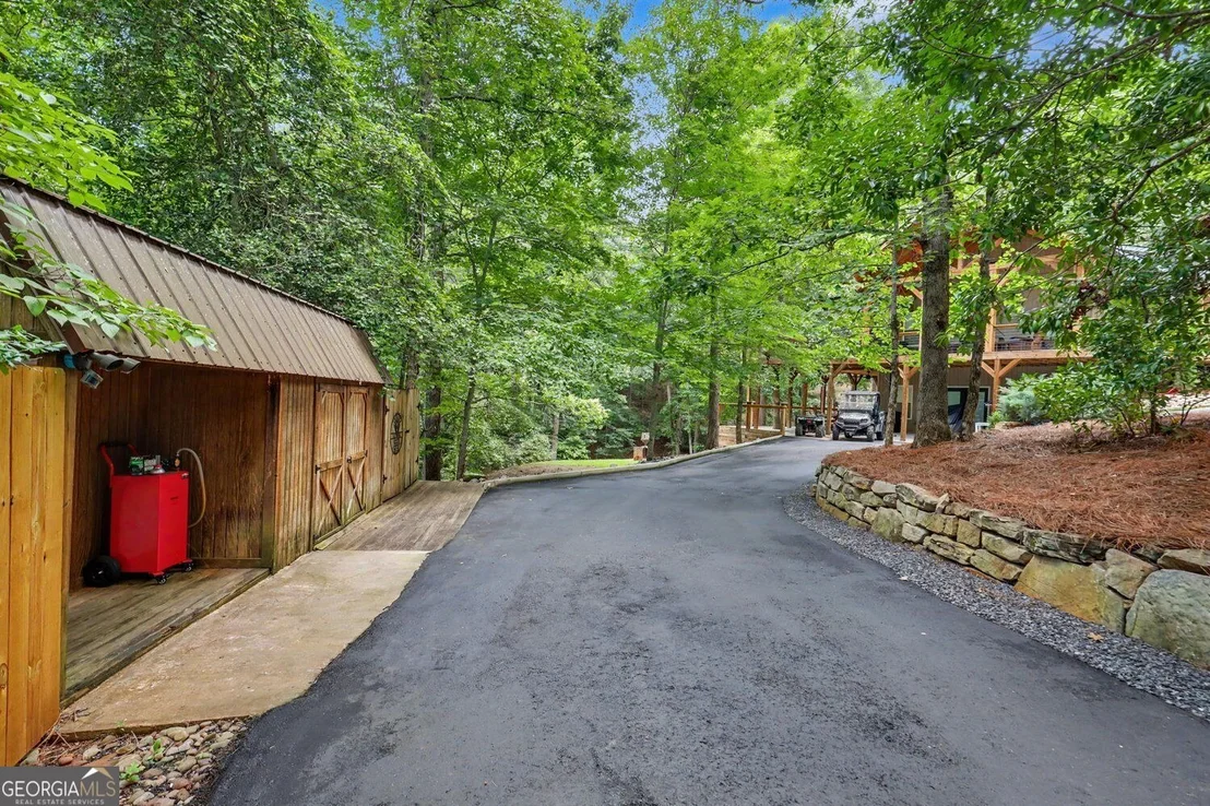 Photo of 301 Cross Creek Trail