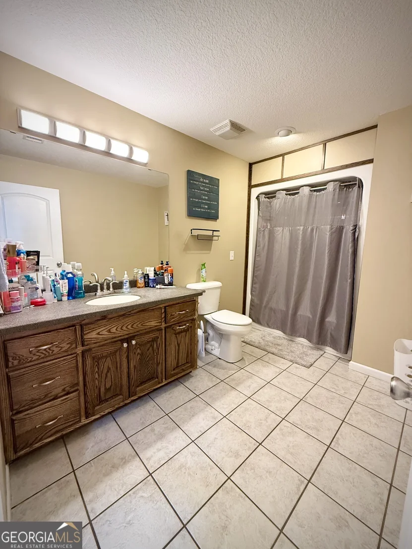 Photo of 2402 Zoar Road
