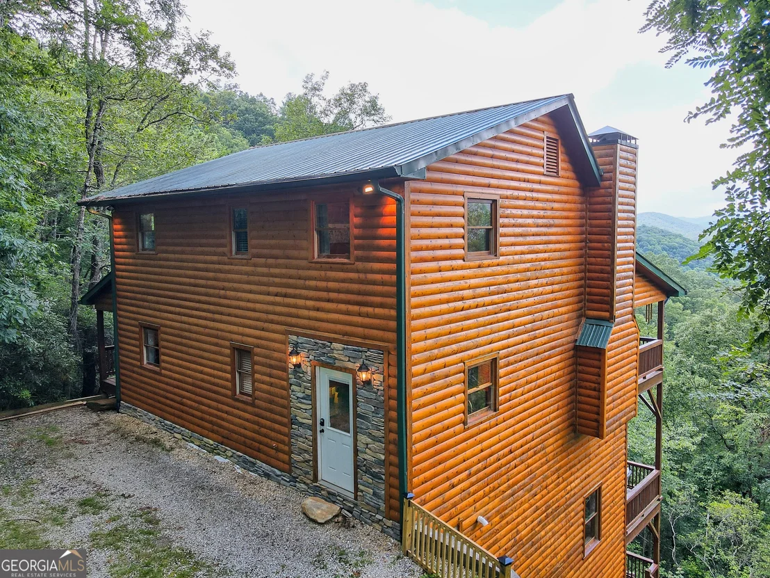 Photo of 672 Screamer Drive