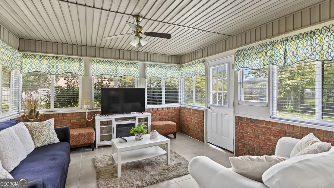 Photo of 479 McCumber Drive