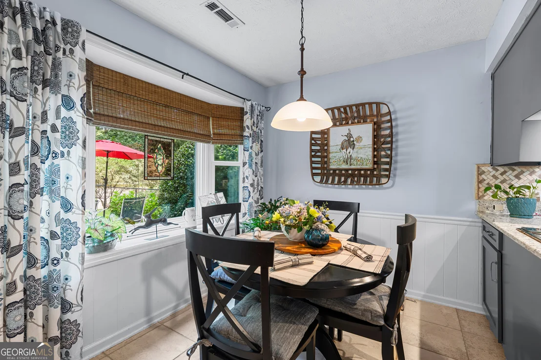 Photo of 321 Woodfield Circle