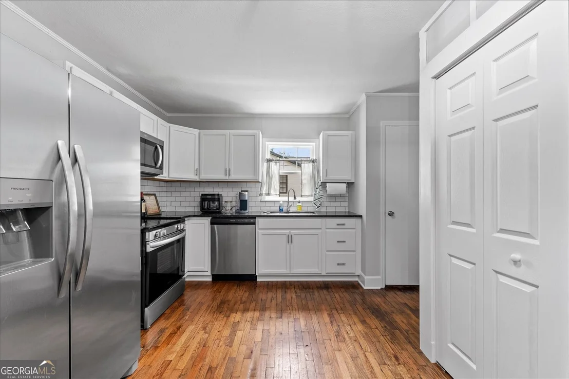 Photo of 102 Oak Street