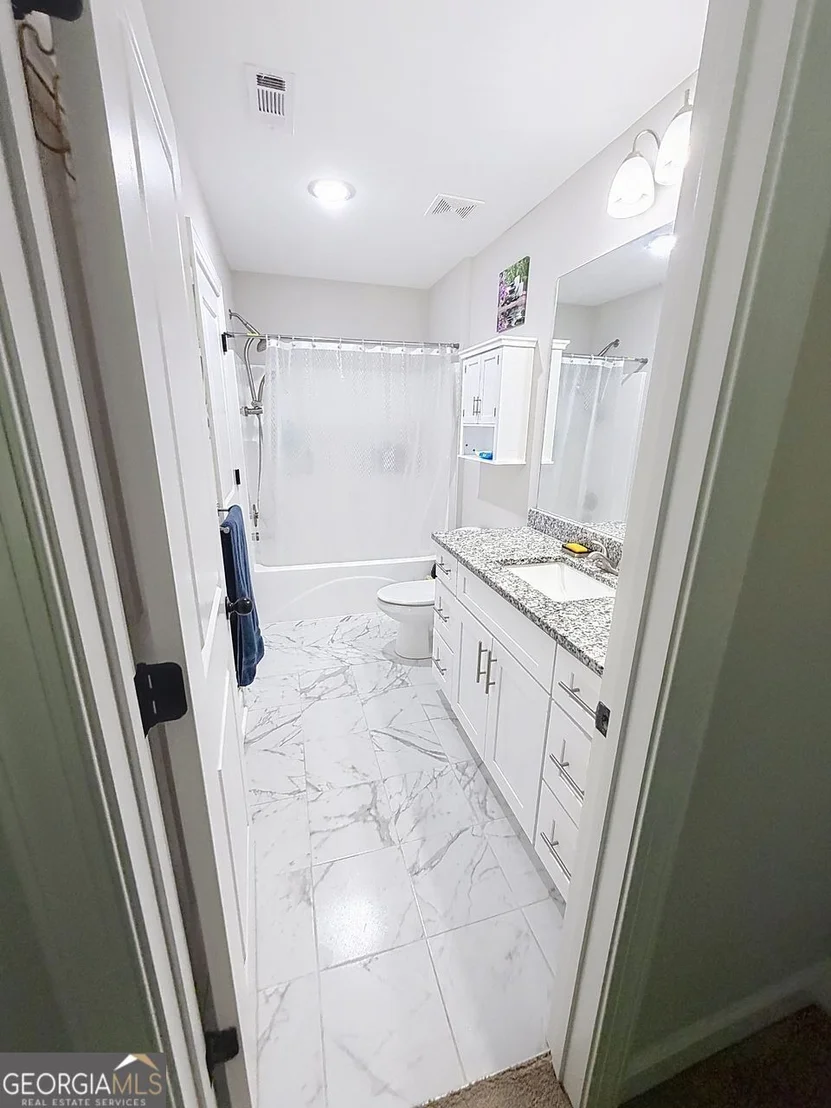 Photo of 844 Pool Road