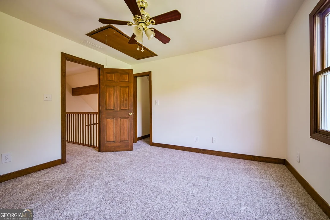 Photo of 160 River Lane