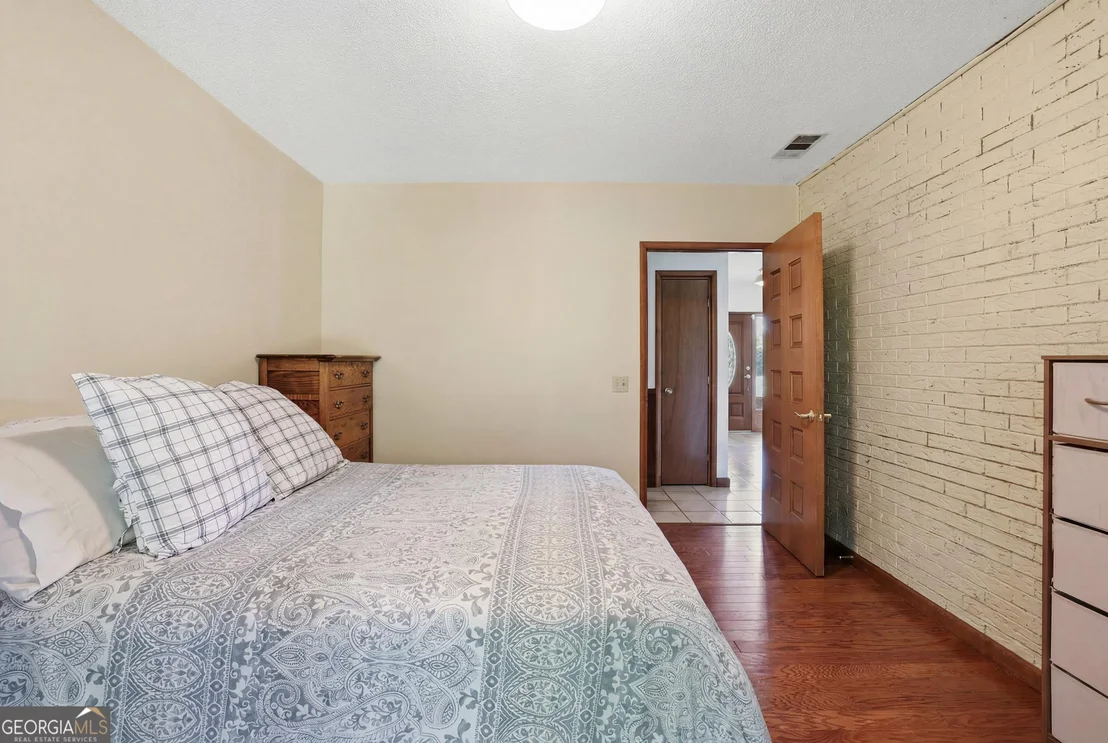 Photo of 410 Tower Road