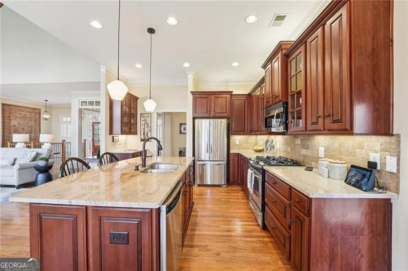 Photo of 29 Red Trillium Ridge