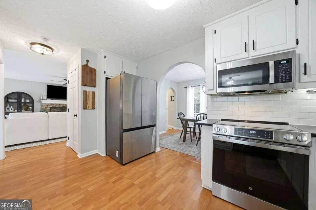 Photo of 3063 Rockview Drive