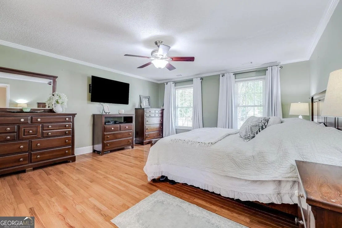 Photo of 152 Cambridge Drive