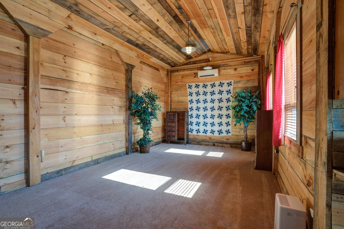 Photo of 5192 Wolffork Road