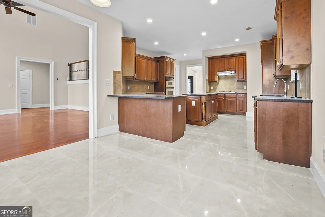 Photo of 1215 Persimmon Way