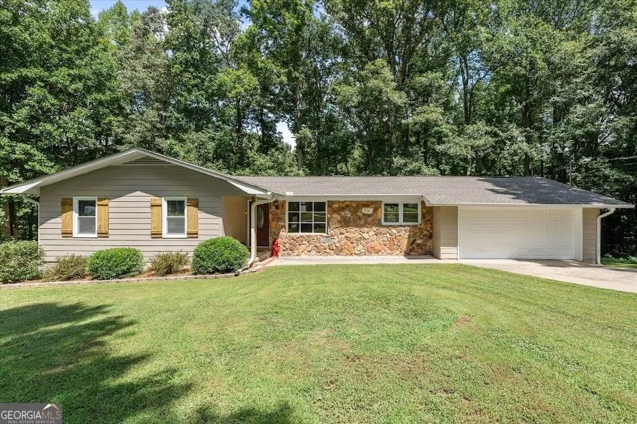Photo of 215 Eldorado Drive