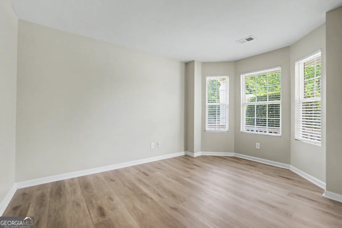 Photo of 375 Walton View