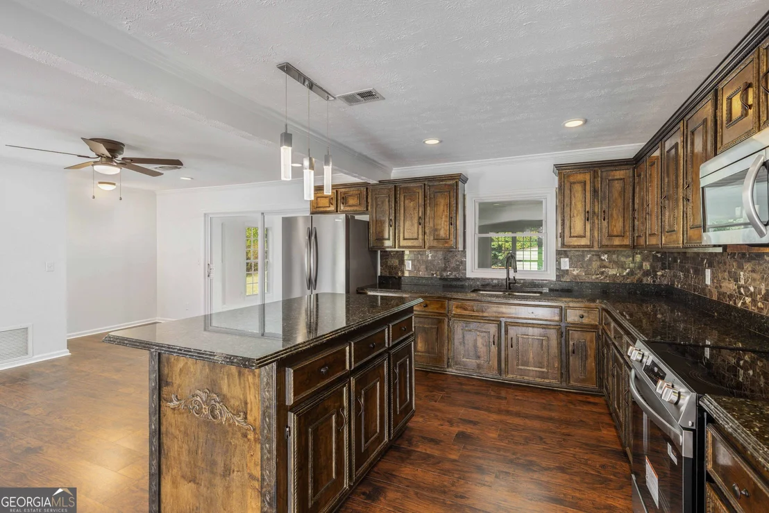 Photo of 1841 Celeste Drive