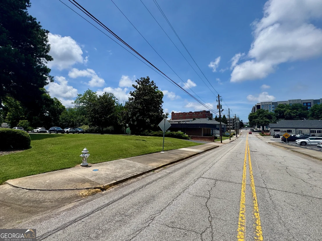 Photo of 412 Spring Street SE