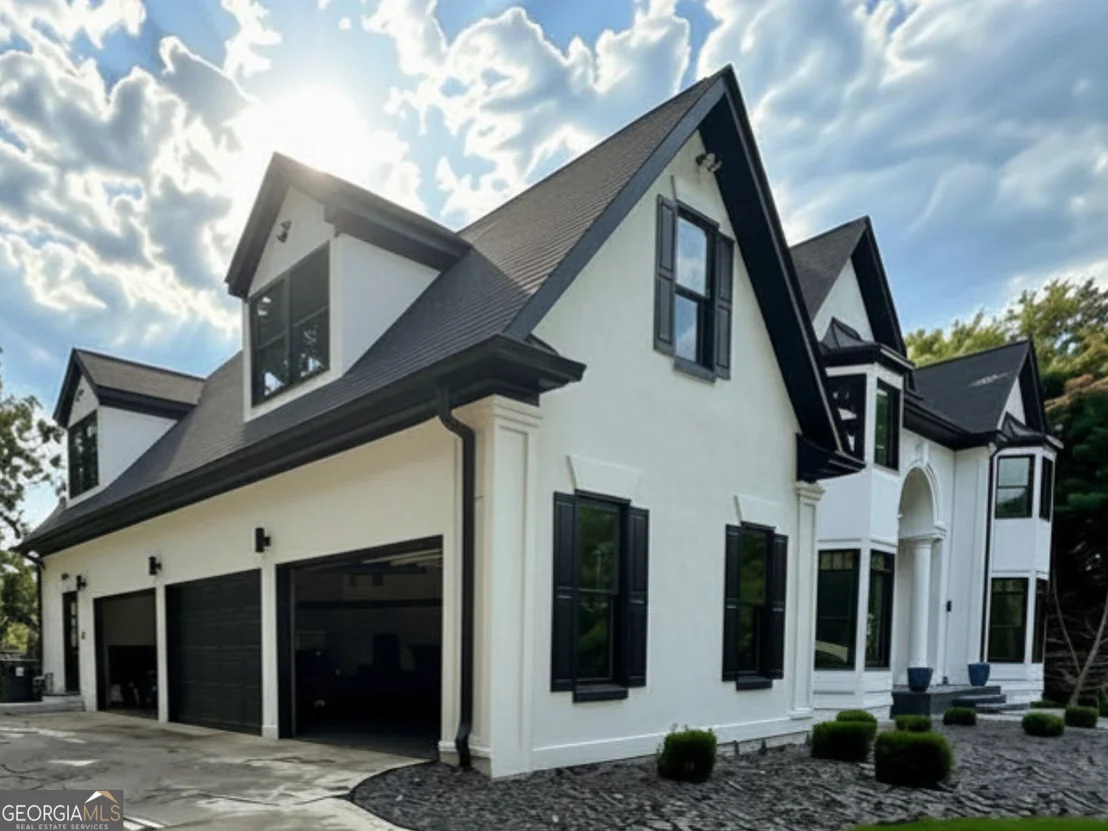 Photo of 302 Shadow Glen