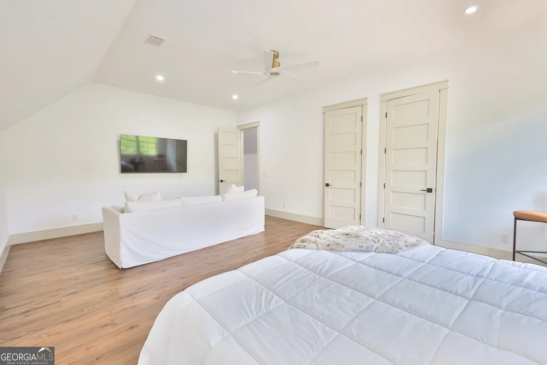 Photo of 6034 Turkey Oak Road
