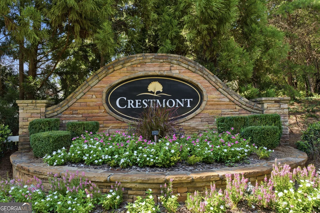 Photo of 423 Crestmont Lane