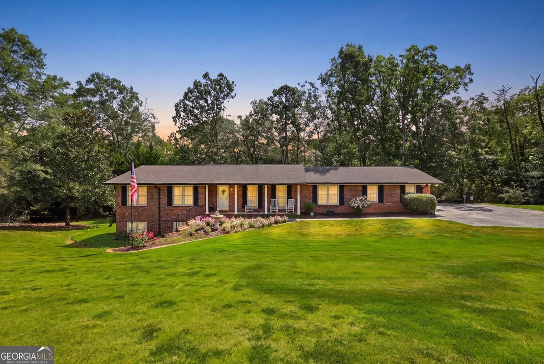 Photo of 155 Valley Road