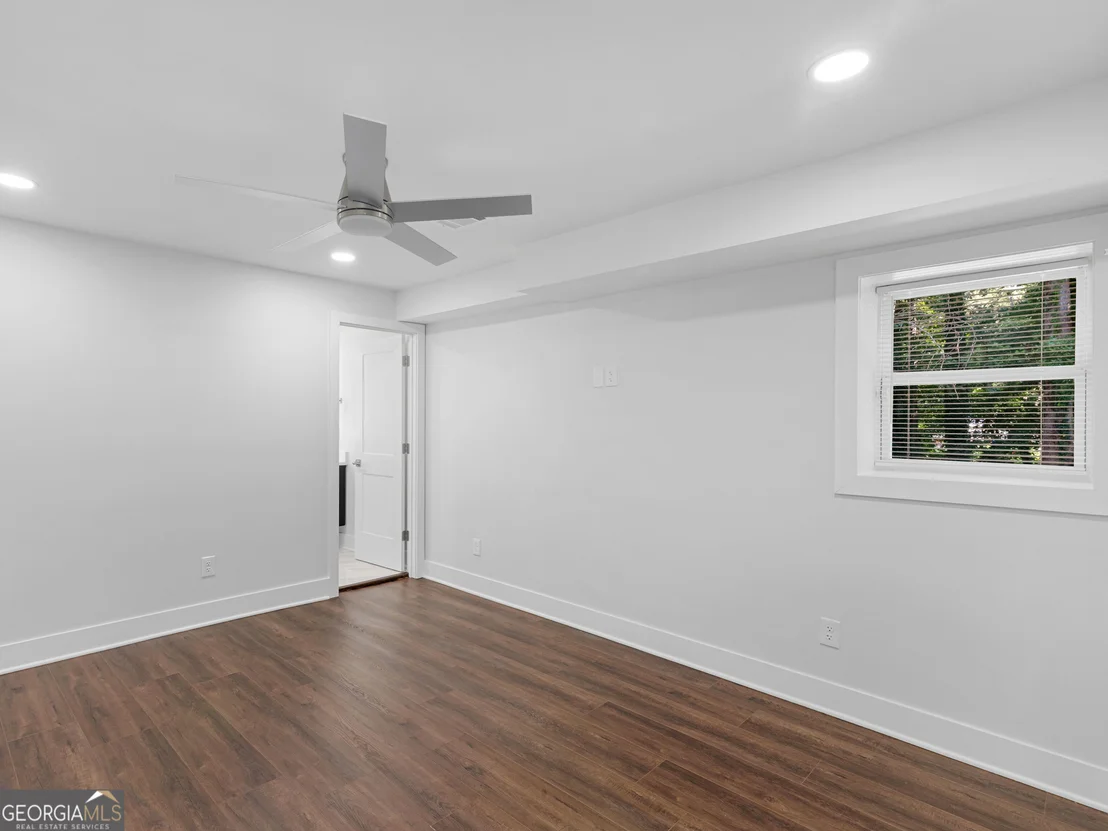 Photo of 984 Morrow Road