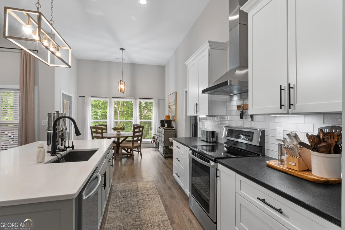 Photo of 181 Saddleridge Drive