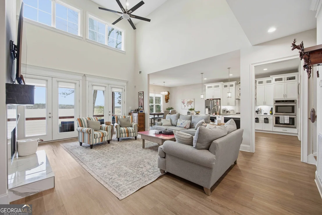 Photo of 1077 LEE ROAD 370