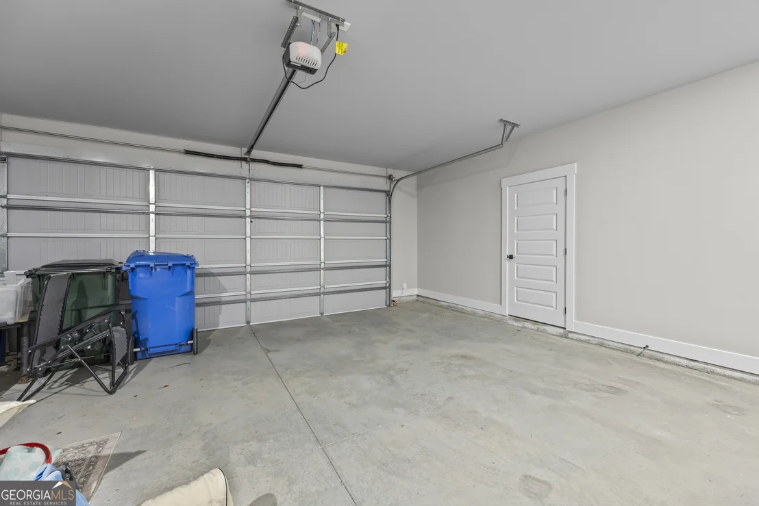Photo of 152 White Oak Way