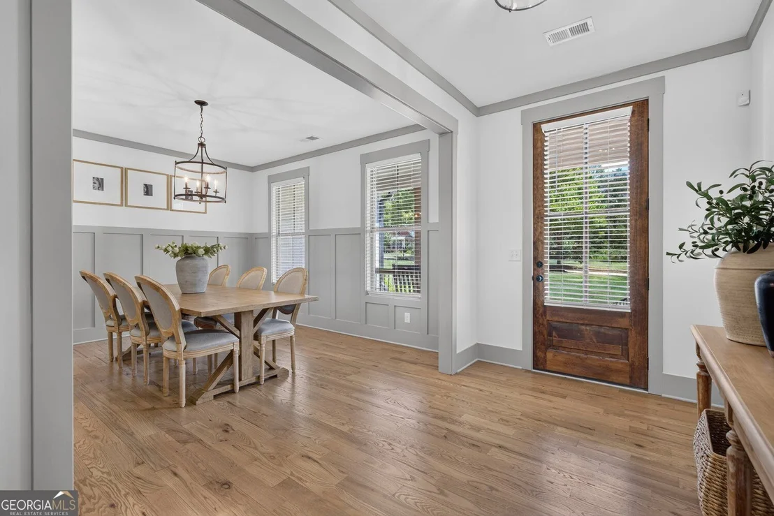 Photo of 417 Fox Valley Drive