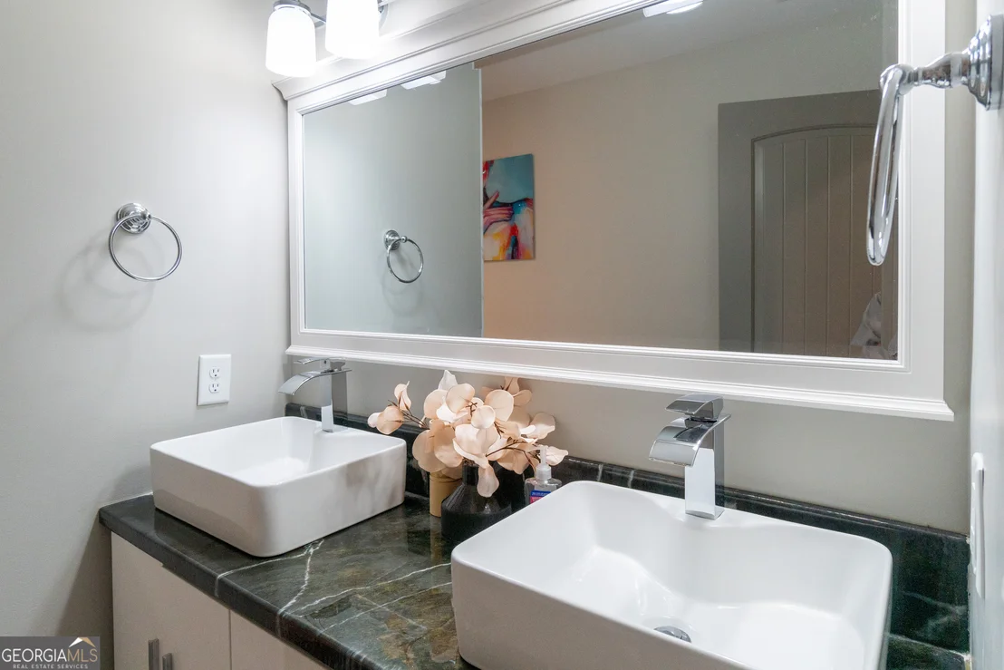 Photo of 418 Wilfar Strasse