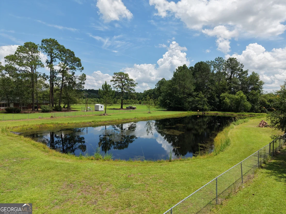Photo of 338 Lakeview Drive