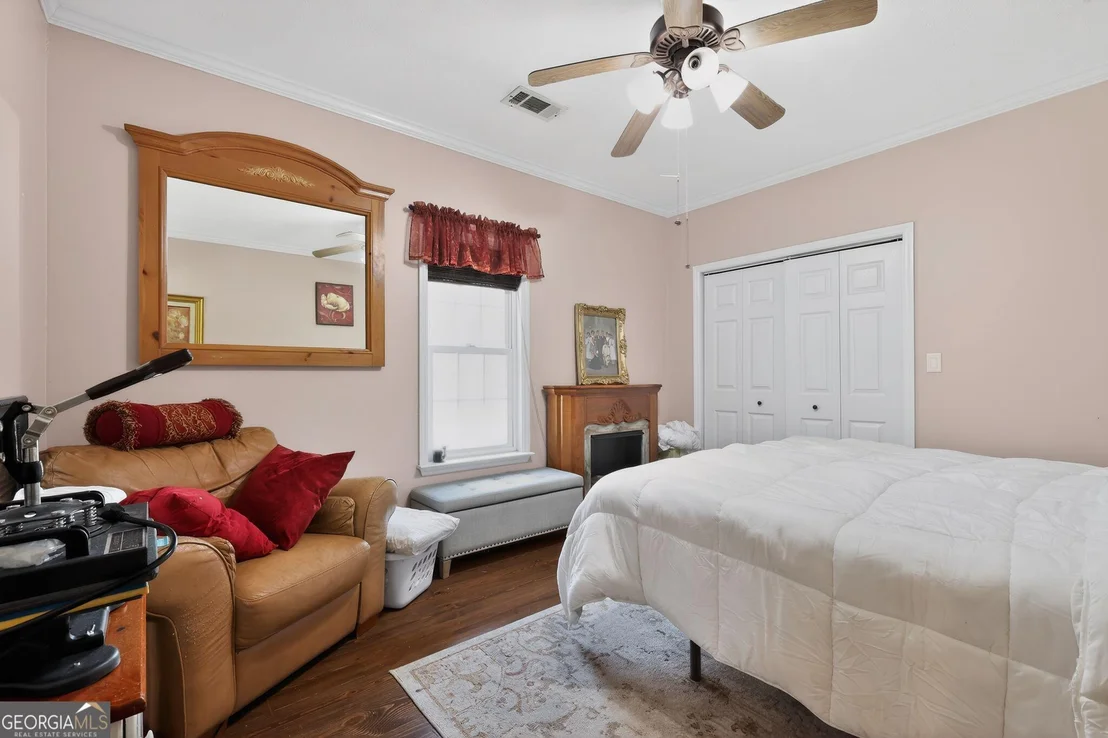 Photo of 645 King Road