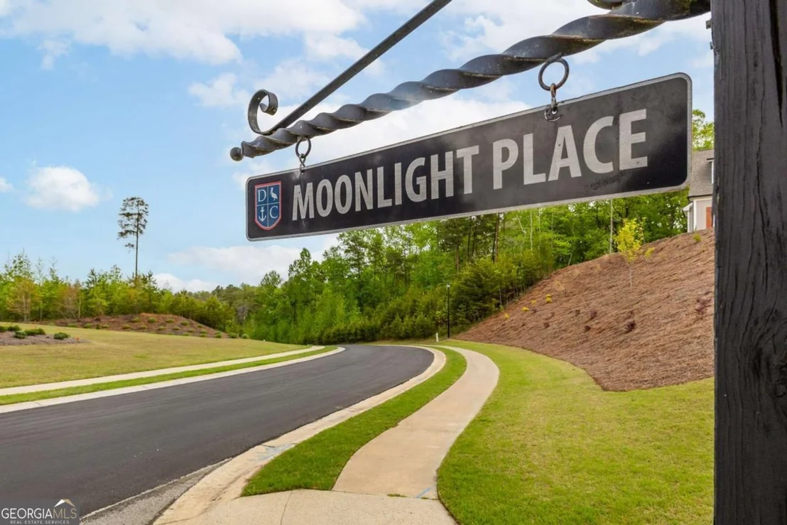 Photo of 6010 Moonlight Place