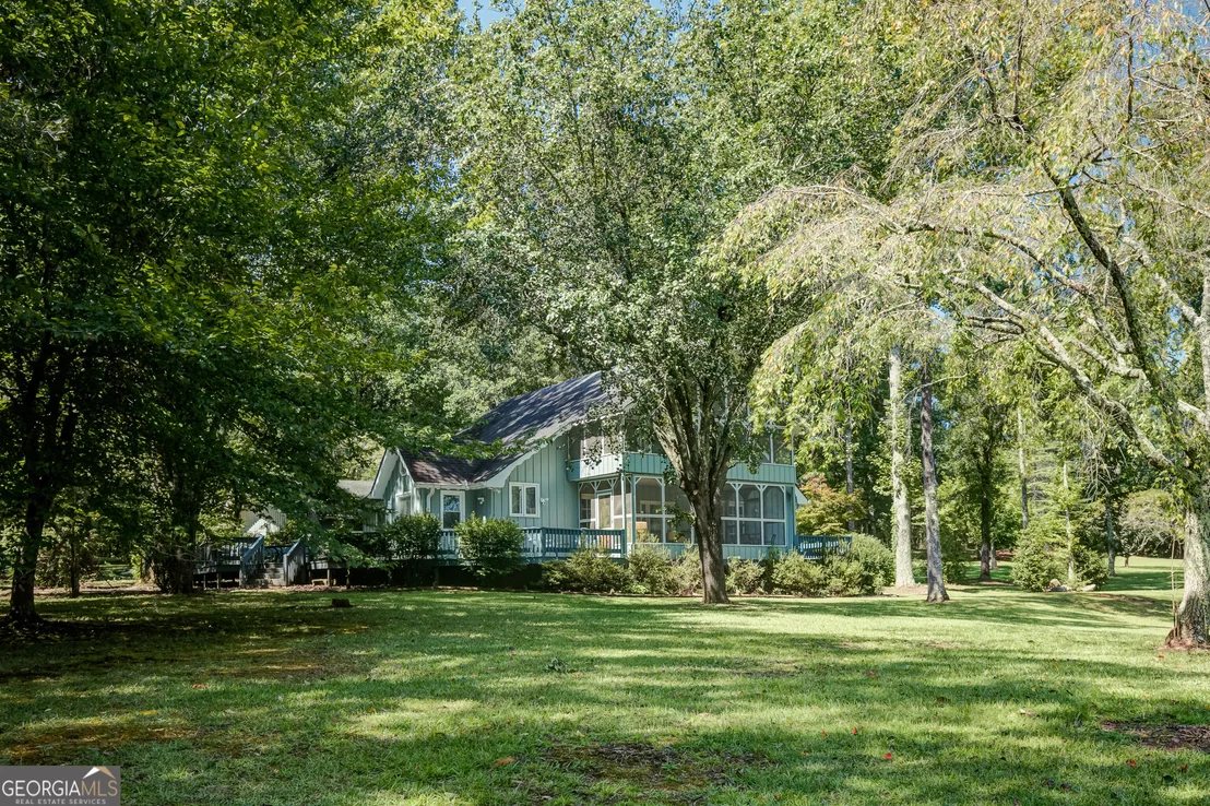 Photo of 215 Wessmanor Drive
