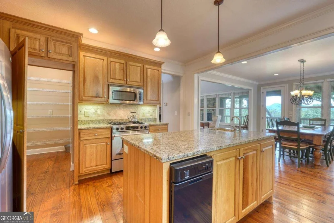 Photo of 48 Pine Top Drive