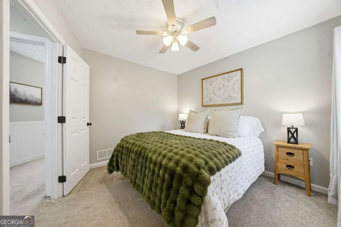 Photo of 3063 Rockview Drive