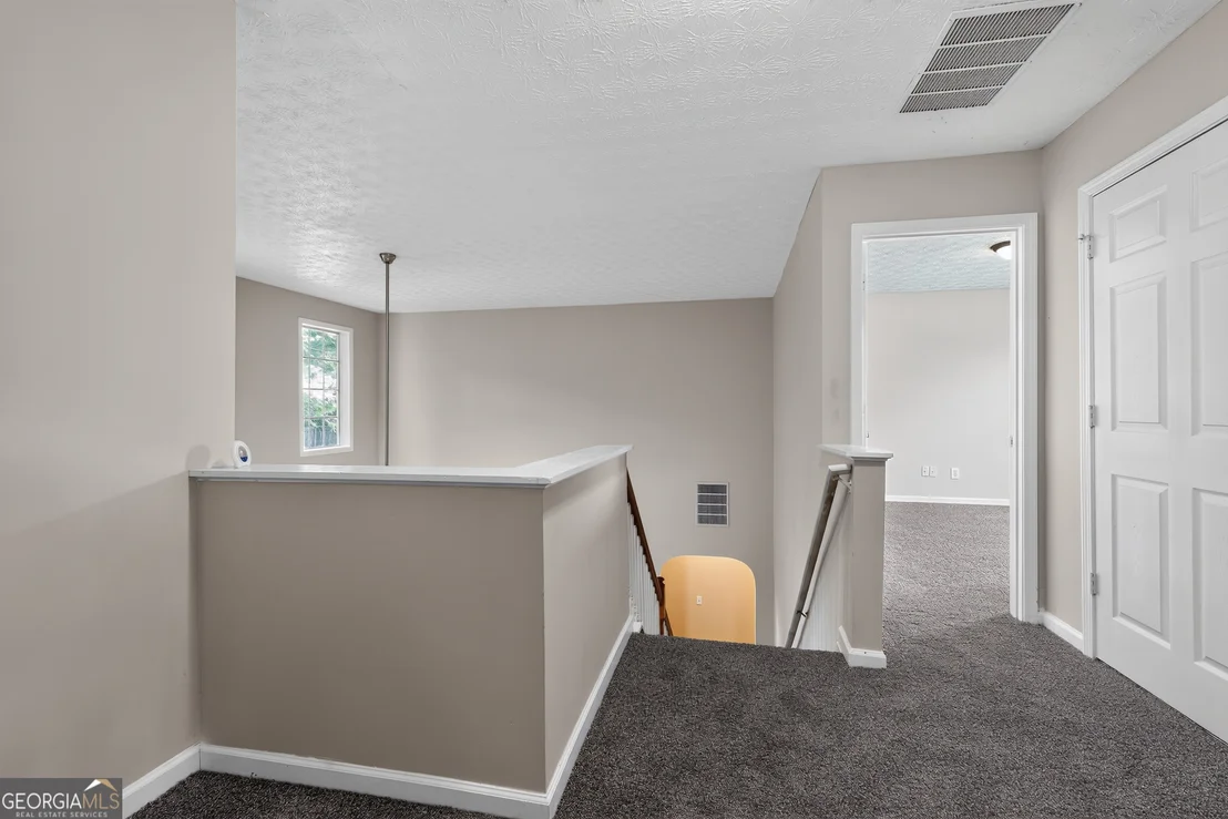 Photo of 2122 Silva Way