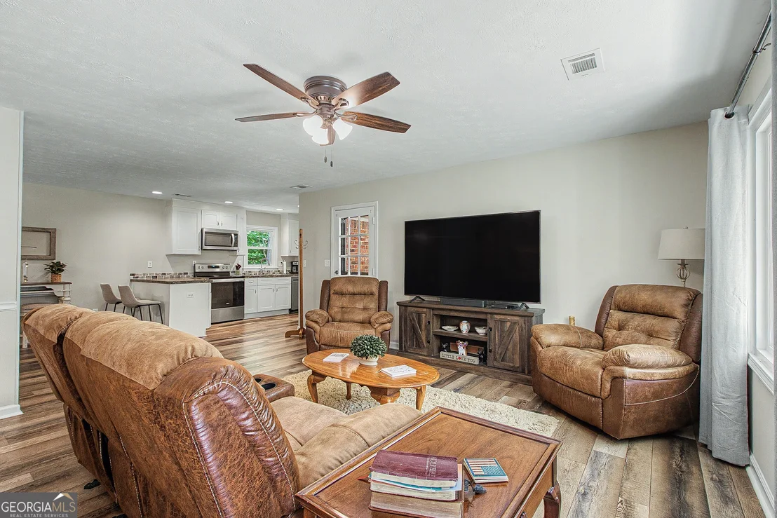 Photo of 27 Lynhaven Drive