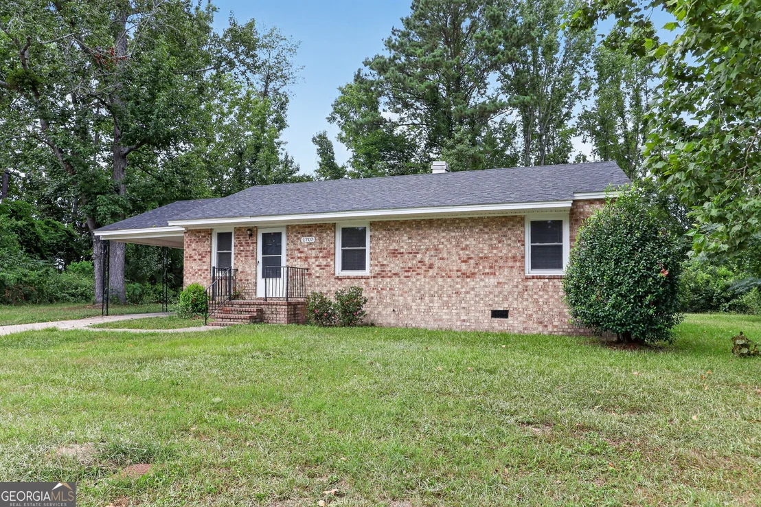 Photo of 1707 Macintosh Terrace