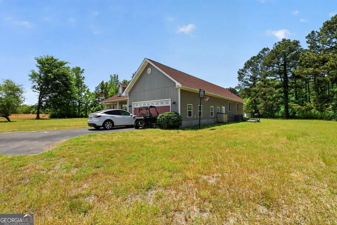Photo of 645 King Road