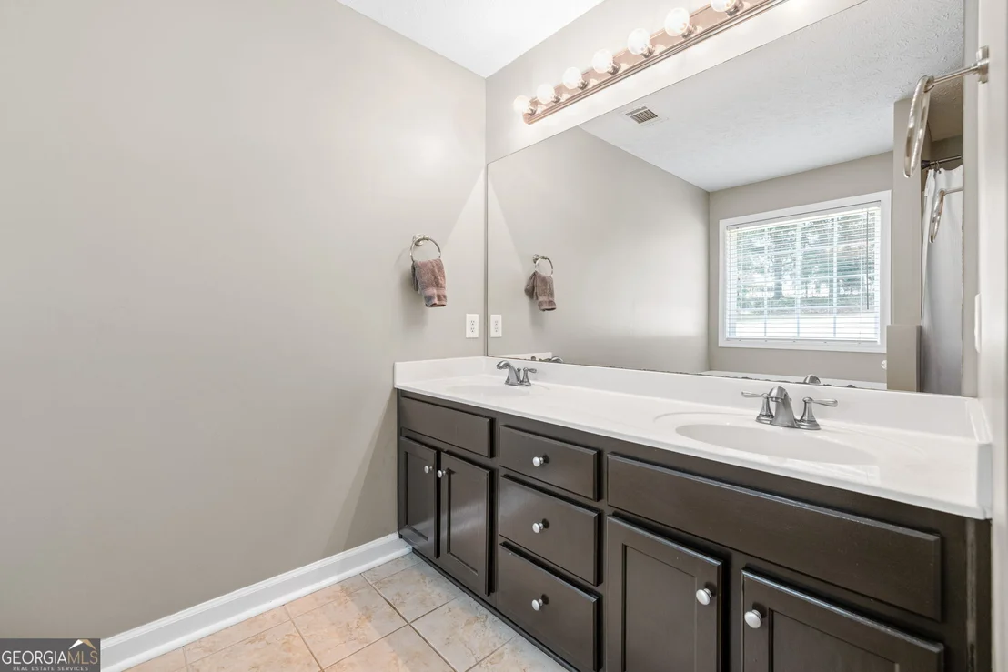 Photo of 378 Kiley Drive