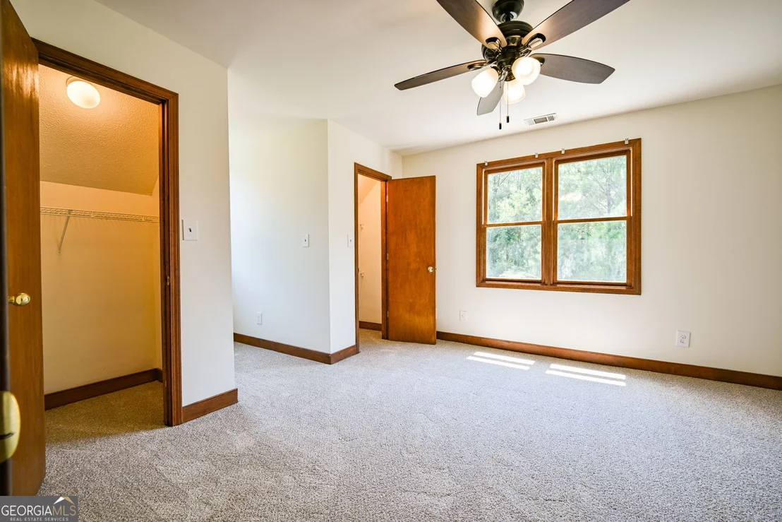 Photo of 160 River Lane